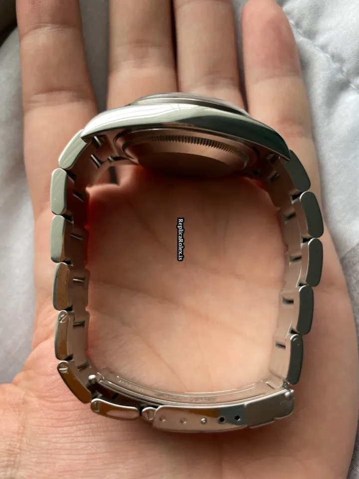 Quality Replica Rolex Explorer 114270 Caliber 3130 Automatic Movement 36mm Steel Case Mens/unisex Watch - Image 3