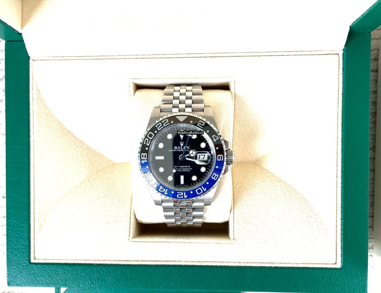 Great Replica Rolex Gmt-master II 126710blnr Caliber 3285 Automatic Movement 40mm Steel Case Mens/unisex Watch - Image 2