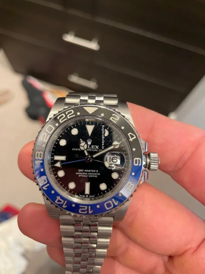 Great Replica Rolex Gmt-master II 126710blnr Caliber 3285 Automatic Movement 40mm Steel Case Mens/unisex Watch - Image 5