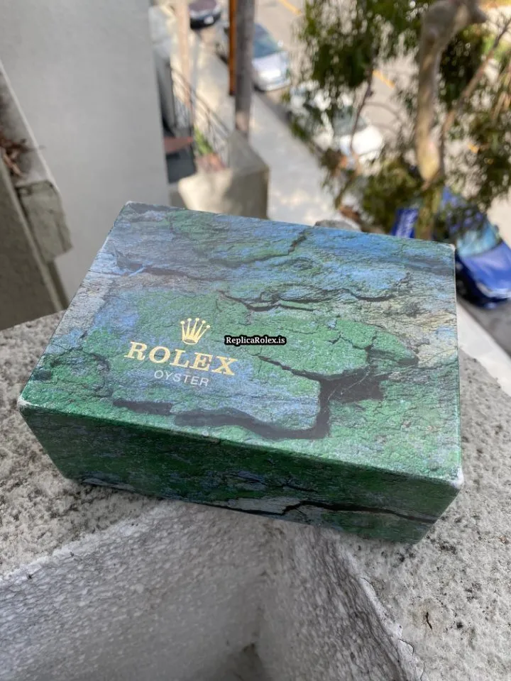 Luxury Replica Rolex Submariner (no Date) 14060 Caliber 3000 Automatic Movement 40mm Steel Case Mens/unisex Watch - Image 2