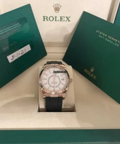 Quality Copies Rolex Sky-dweller 326235 Caliber 9001 Automatic Movement 42mm Rose Gold Case Mens/unisex Watch