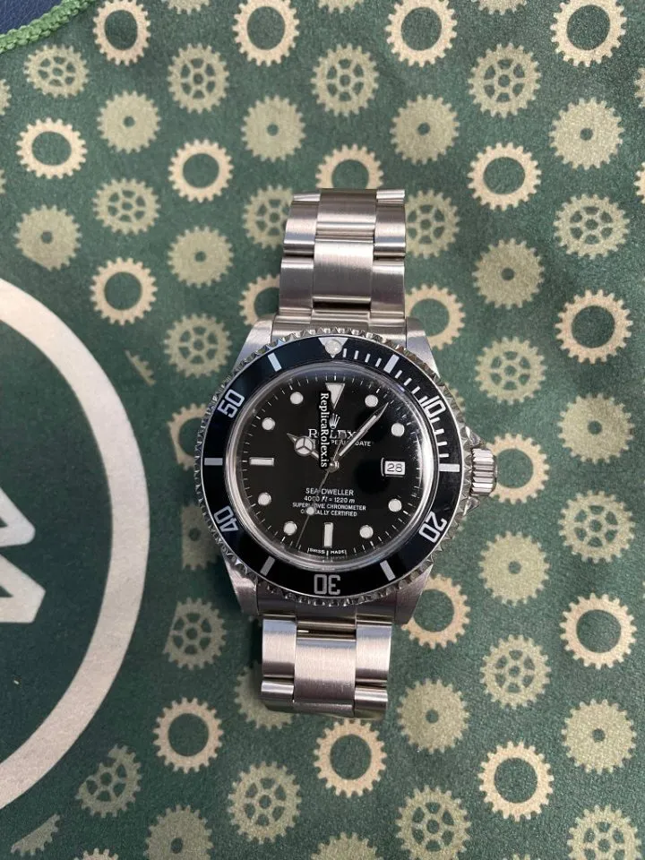 Appealing Fakes Rolex Sea-dweller 4000 16600 Caliber 3135 Automatic Movement 40mm Steel Case Mens/unisex Watch