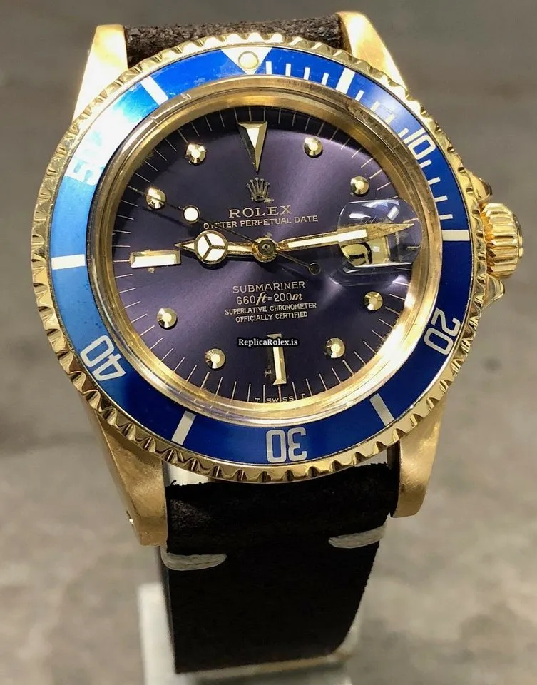 Perfect Replica Rolex Submariner Date 1680 Automatic Movement 40mm Yellow Gold Case Mens/unisex Watch - Image 3