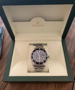 High Quality Replica Rolex Submariner Date 16610 Caliber 3135 Automatic Movement 40mm Steel Case Mens/unisex Watch