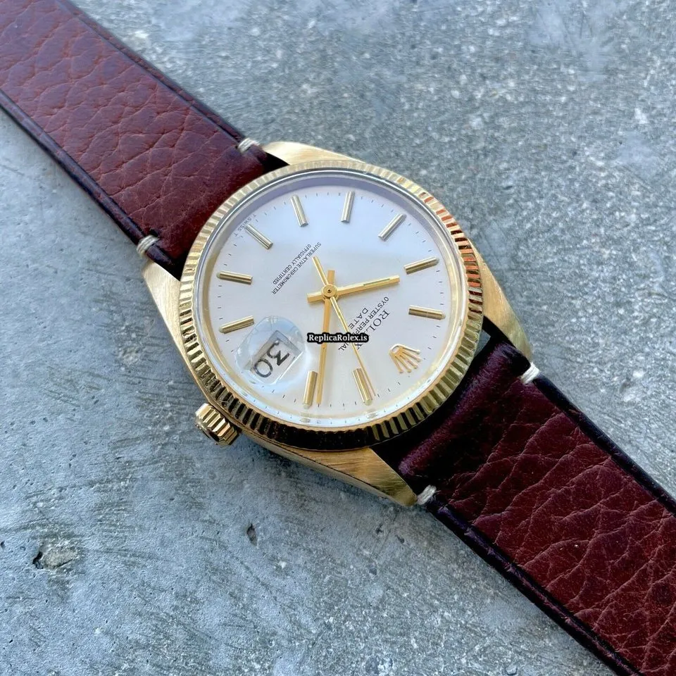 Wonderful Replica Rolex Oyster Perpetual Date 1503 Caliber 1570 Automatic Movement 34mm Yellow Gold Case Mens/unisex Watch - Image 4