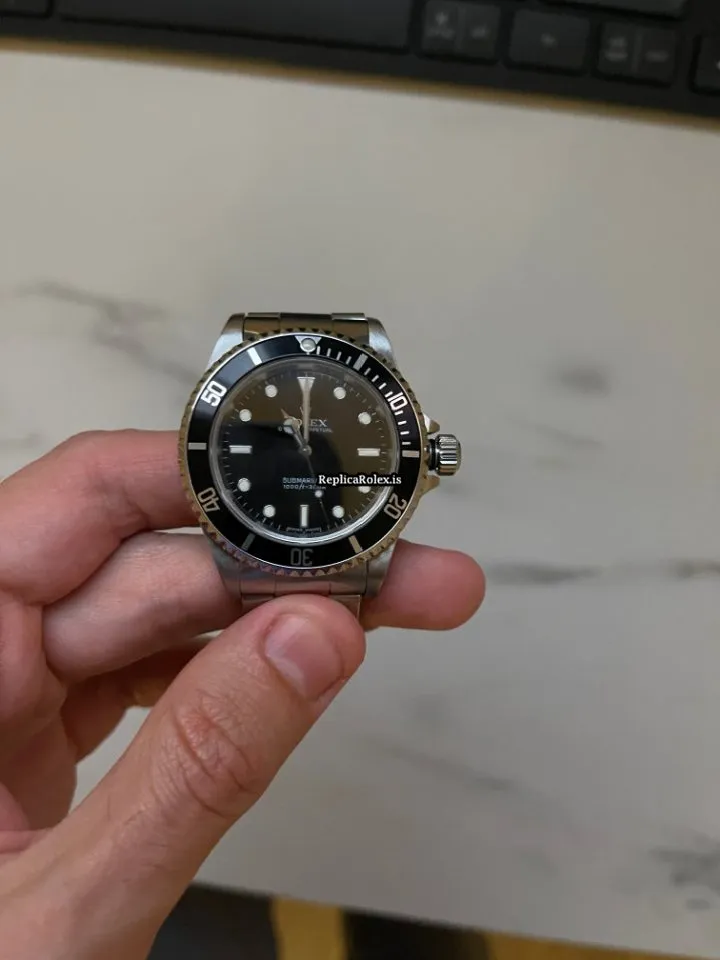 Superb Replica Rolex Submariner (no Date) 14060 Caliber 3000 Automatic Movement 40mm Steel Case Mens/unisex Watch - Image 10