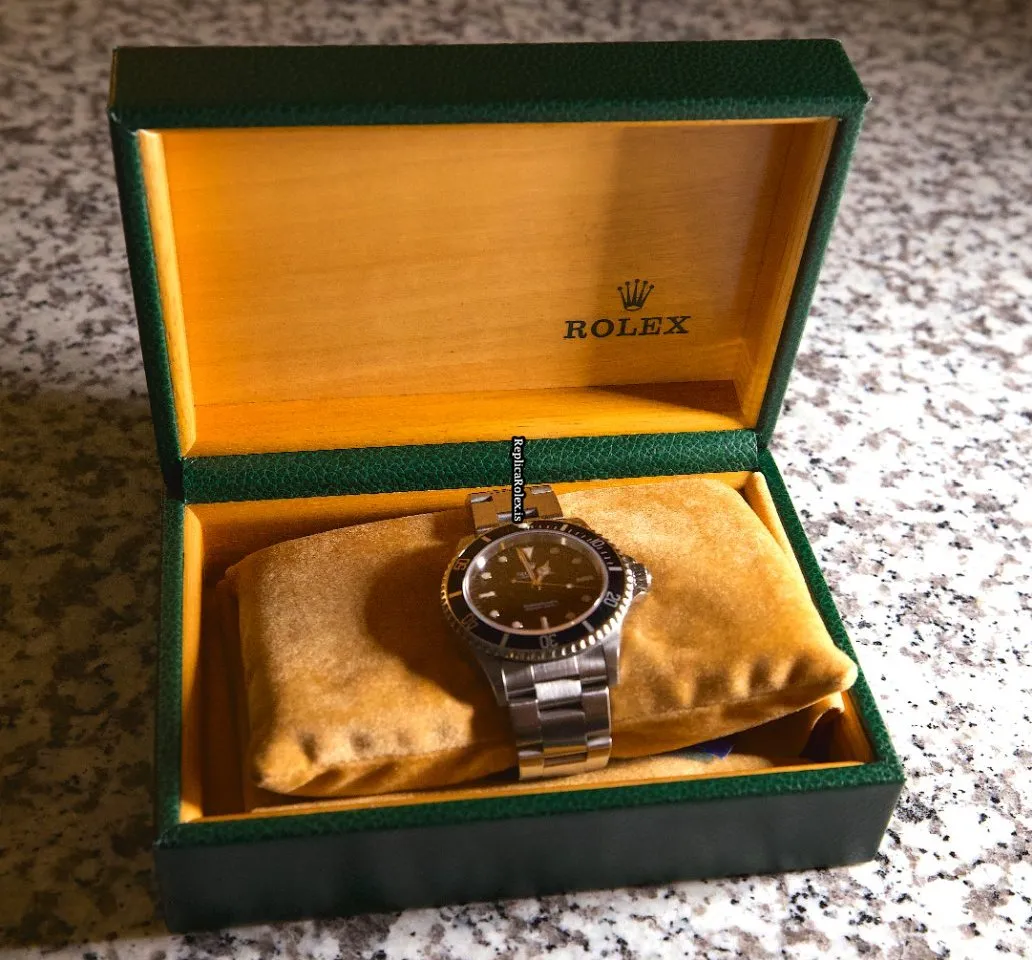 Superb Replica Rolex Submariner (no Date) 14060 Caliber 3000 Automatic Movement 40mm Steel Case Mens/unisex Watch - Image 3