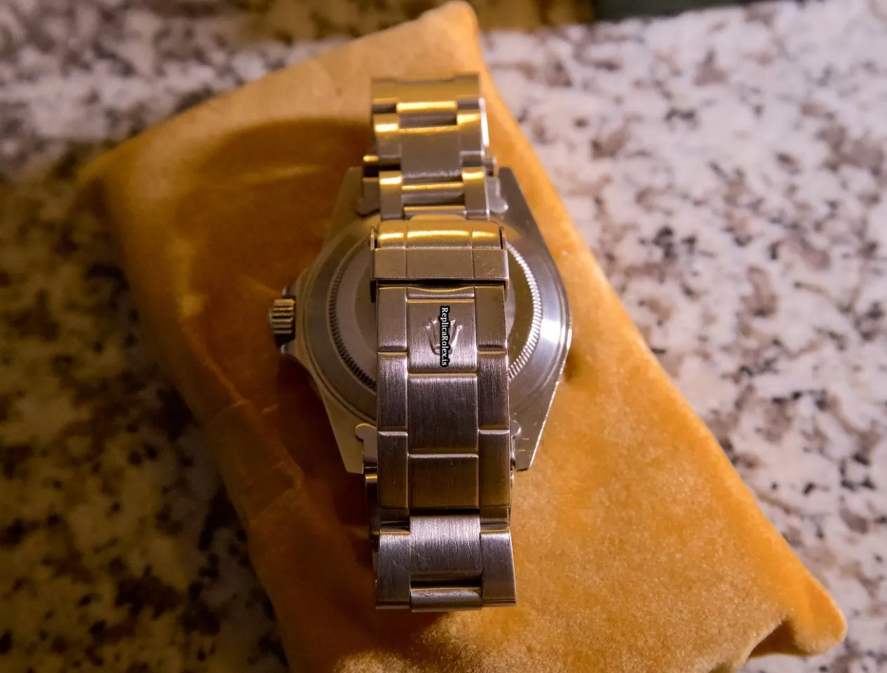 Superb Replica Rolex Submariner (no Date) 14060 Caliber 3000 Automatic Movement 40mm Steel Case Mens/unisex Watch - Image 4