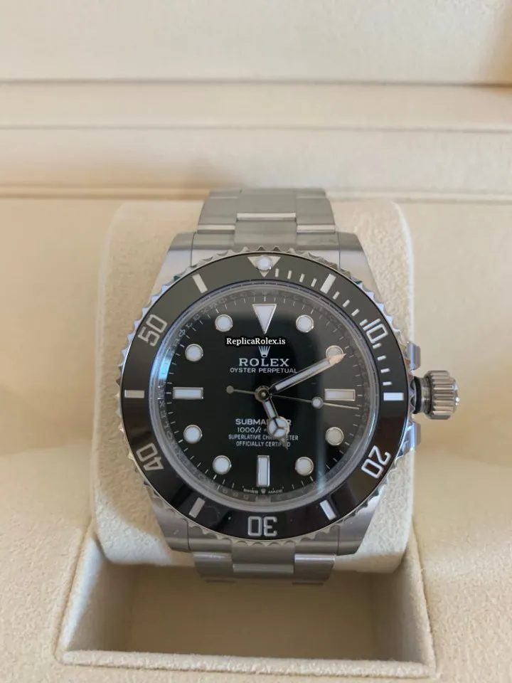 Well Made Fake Rolex Submariner (no Date) 124060 Caliber 3230 Automatic Movement 41x40mm Steel Case Mens/unisex Watch - Image 11