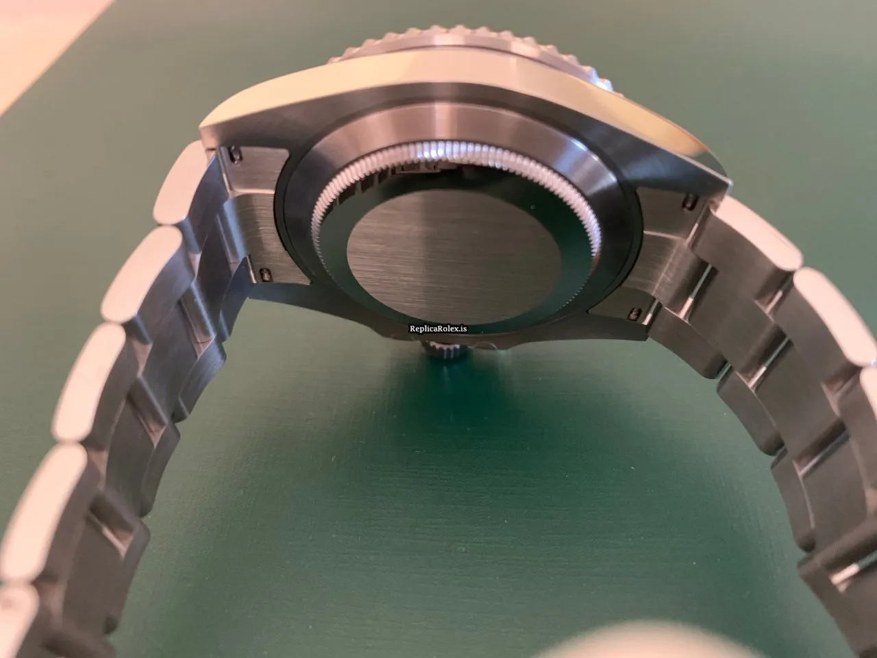 Well Made Fake Rolex Submariner (no Date) 124060 Caliber 3230 Automatic Movement 41x40mm Steel Case Mens/unisex Watch - Image 9