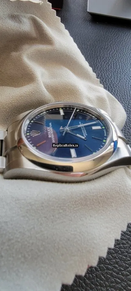 Incredible Fake Rolex Oyster Perpetual 39 114300 Caliber 3132 Automatic Movement 39mm Steel Case Mens/unisex Watch - Image 4