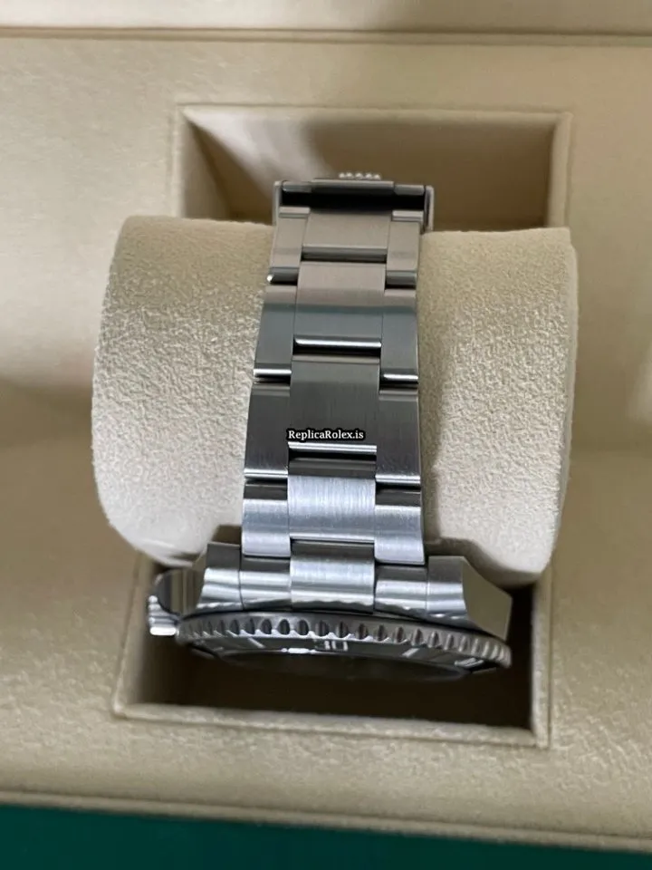 Marvellous Copy Rolex Submariner (no Date) 114060 Caliber 3130 Automatic Movement 40mm Steel Case Mens/unisex Watch - Image 5