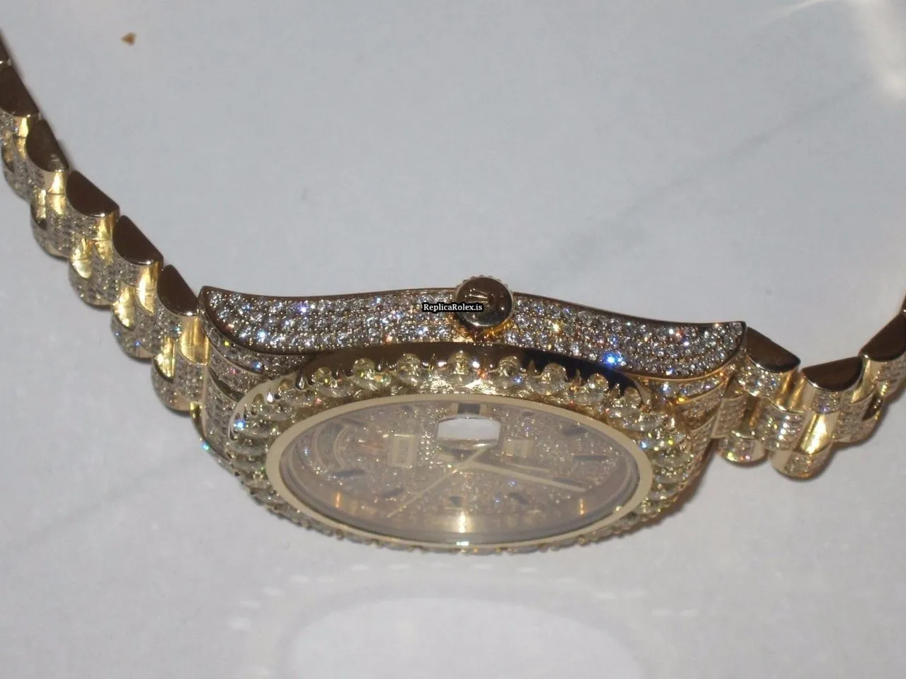 Affordable Imitation Rolex Day-date II Self Winding Automatic 41mm Yellow Gold Case Mens/unisex Watch - Image 6