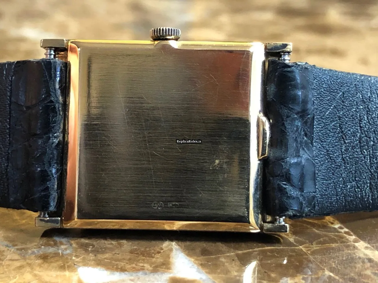 Amazing Replica Rolex Cellini 4014 Caliber 1601 Manual Winding Movement 22.5x28.5mm Yellow Gold Case Mens/unisex Watch - Image 4