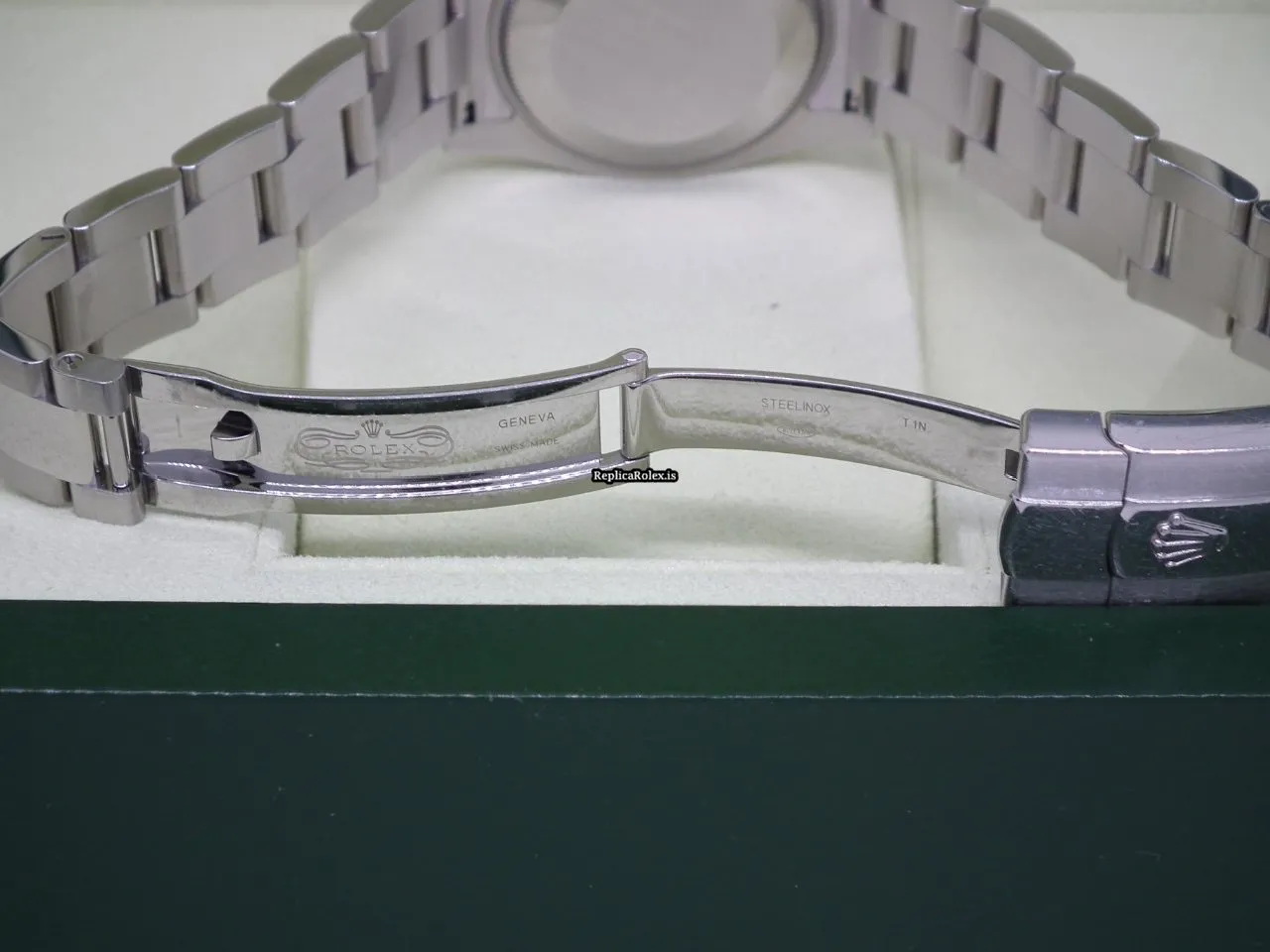 Durable Replica Rolex Lady-datejust 178240 Caliber 2235 Automatic Movement 31mm Steel Case Womens Watch - Image 10