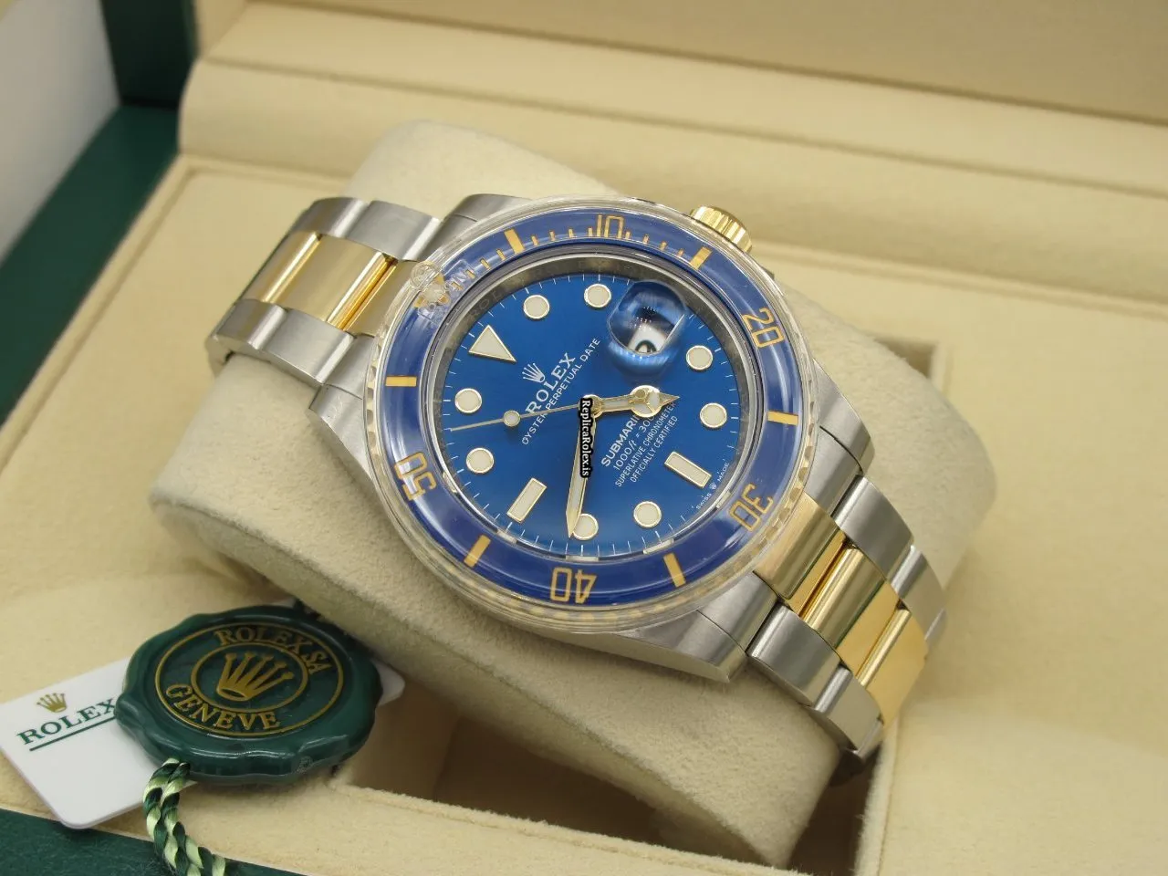 Amazing Replica Rolex Submariner Date 126613lb Caliber 3235 Automatic Movement 41mm Gold/steel Case Mens/unisex Watch