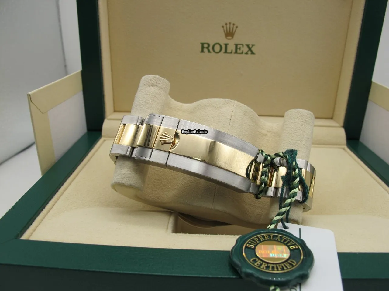 Amazing Replica Rolex Submariner Date 126613lb Caliber 3235 Automatic Movement 41mm Gold/steel Case Mens/unisex Watch - Image 3