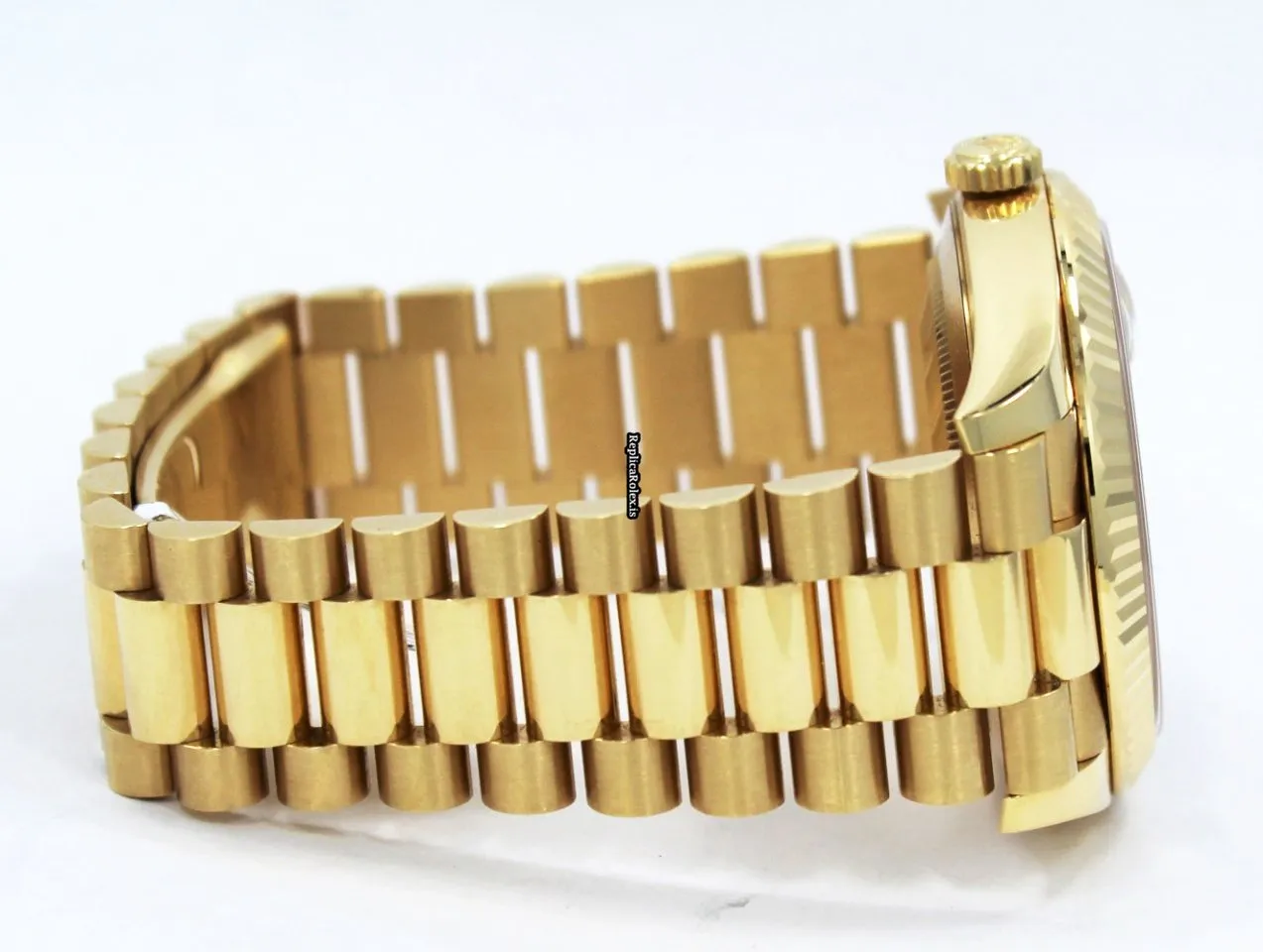Perfect Fake Rolex Day-date 40 228238 Automatic Movement 40mm Yellow Gold Case Mens/unisex Watch - Image 15
