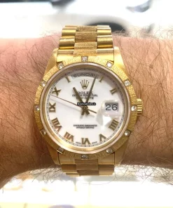 Epic Fakes Rolex Day-date 18308 Caliber 3055 Automatic Movement 36mm Yellow Gold Case Mens/unisex Watch