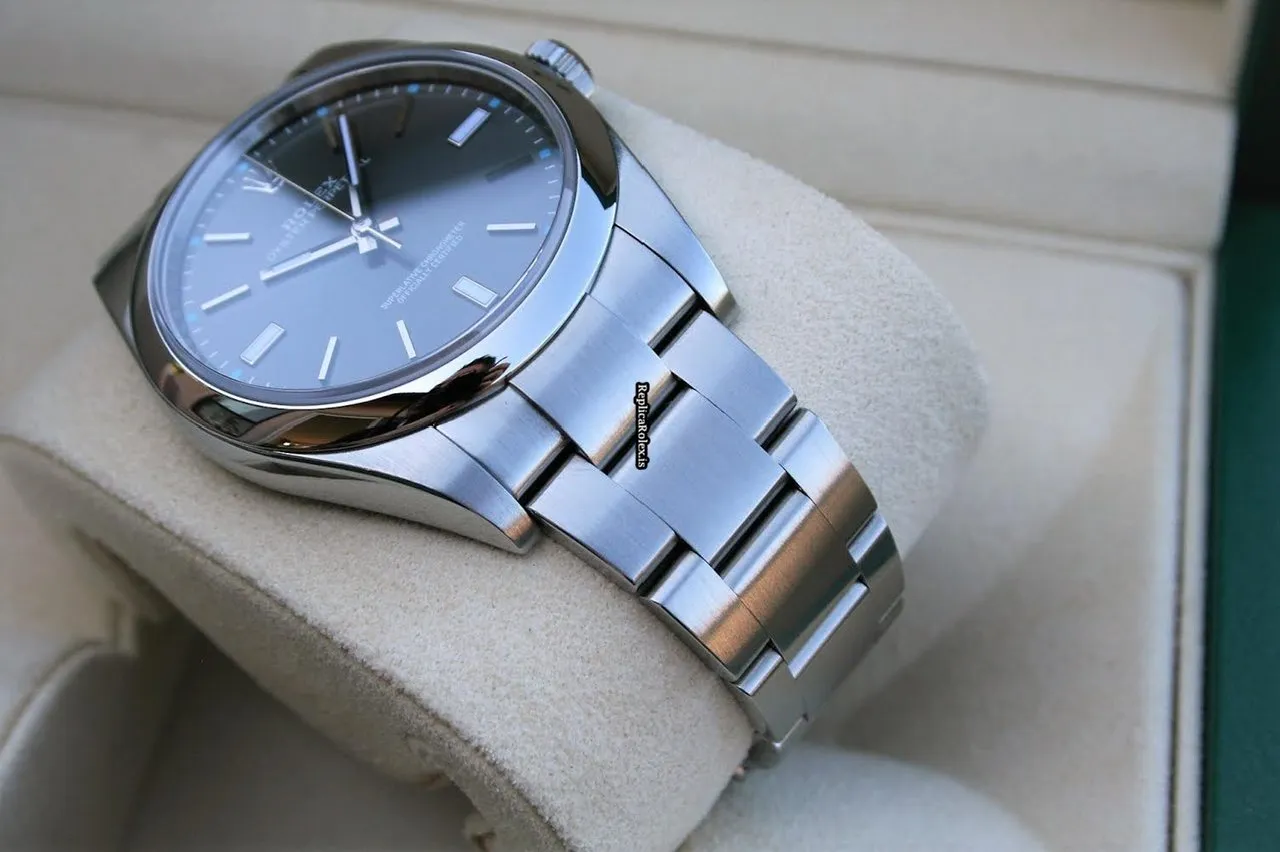 1:1 Fake Rolex Oyster Perpetual 39 114300 Caliber 3132 Automatic Movement 39mm Steel Case Mens/unisex Watch - Image 6