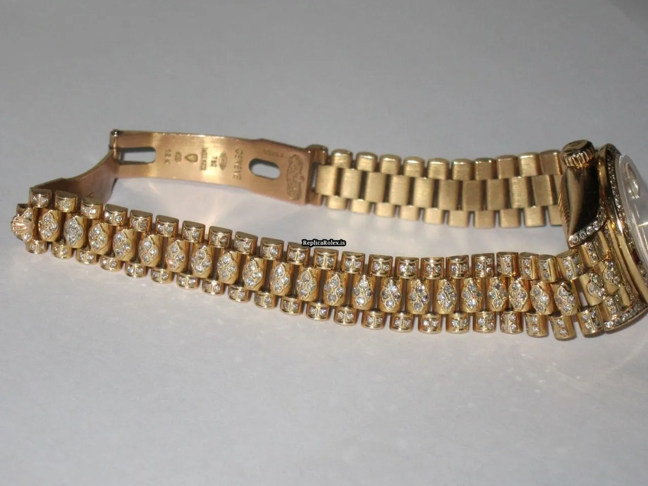Fabulous Fake Rolex Datejust Self Winding Automatic 26mm Yellow Gold Case Womens Watch - Image 7