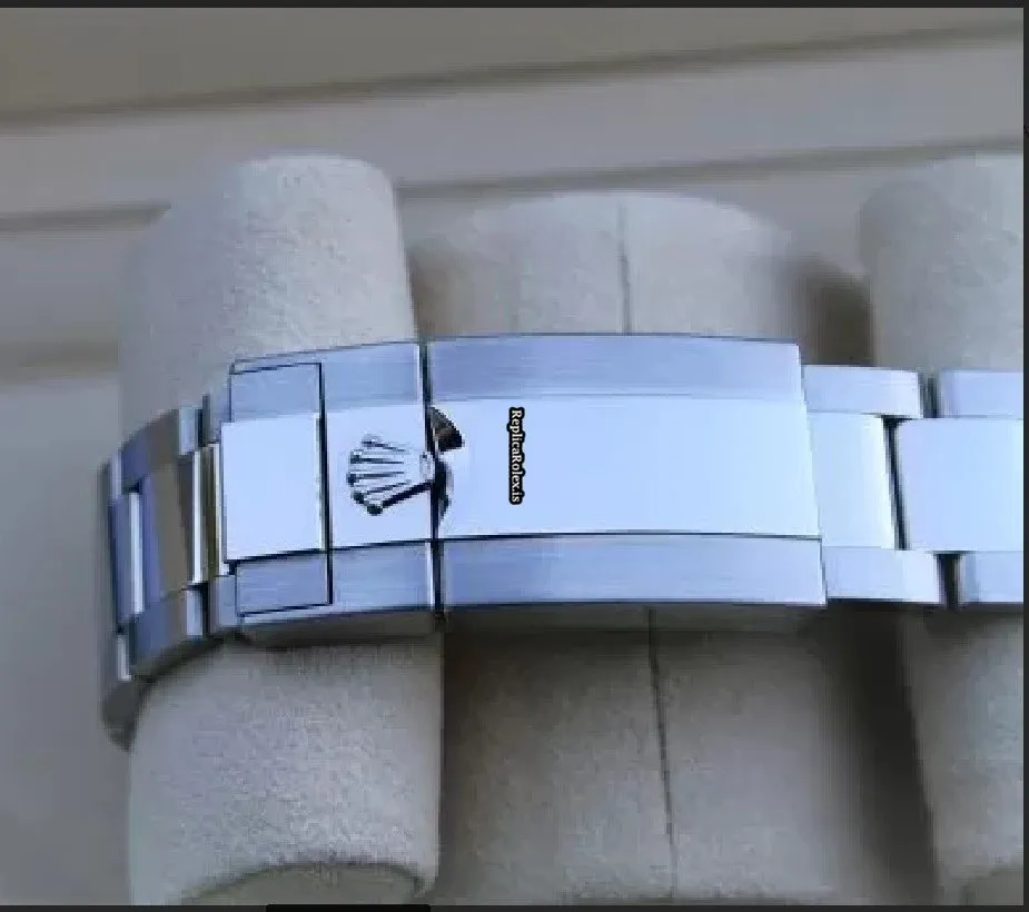 High Quality Fakes Rolex Yacht-master 40 116622 Caliber 3135 Automatic Movement 40mm Steel Case Mens/unisex Watch - Image 5