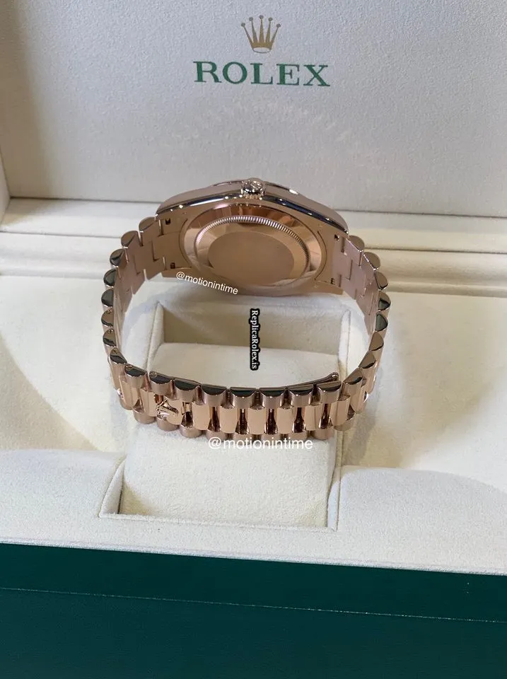 Wonderful Fake Rolex Day-date II 218235 Caliber 3156 Automatic Movement 41mm Rose Gold Case Mens/unisex Watch - Image 5