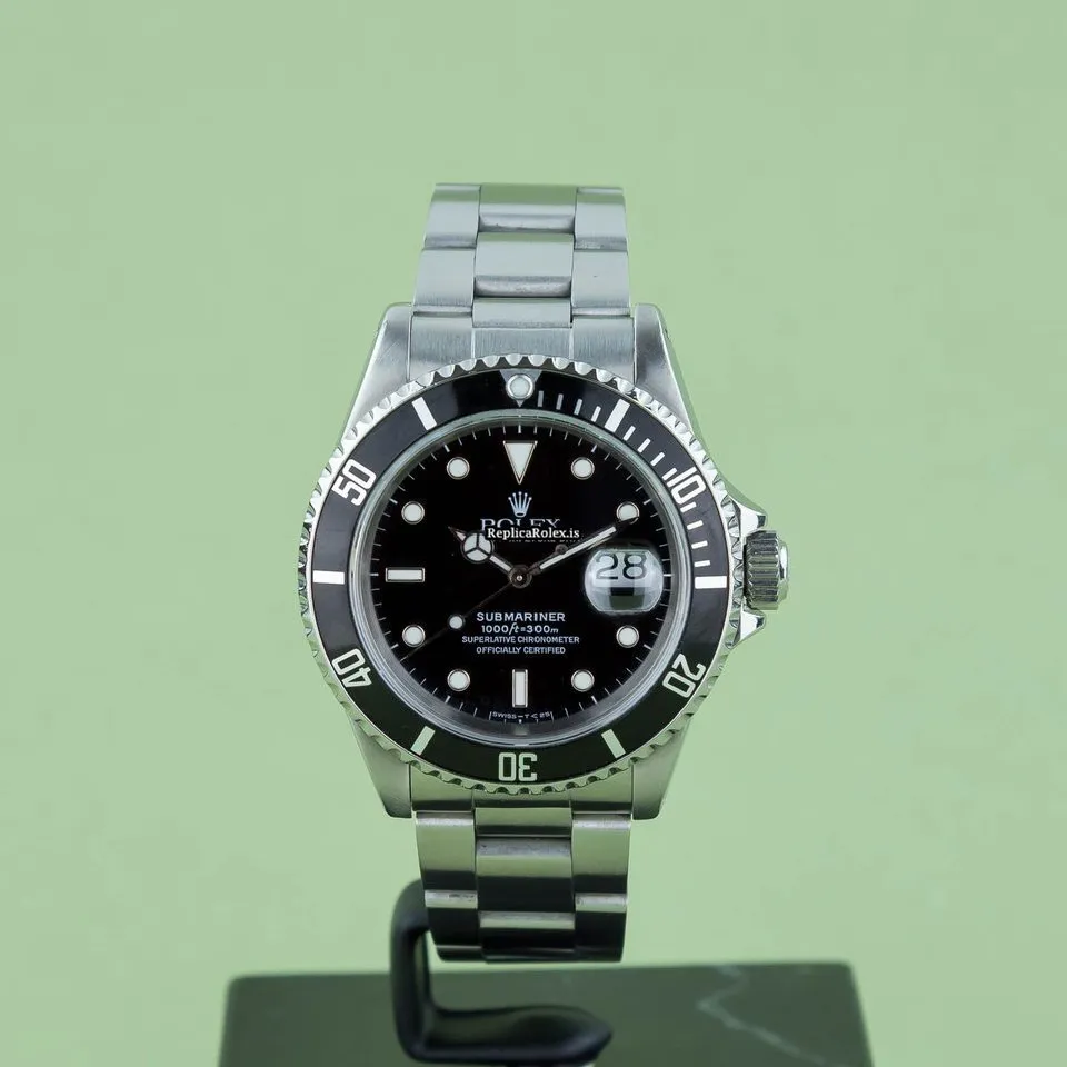 Fine Replica Rolex Submariner Date 16610 Caliber 3135 Automatic Movement 40mm Steel Case Mens/unisex Watch