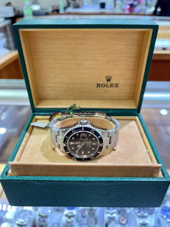 Popular Replica Rolex Submariner Date 16610 Automatic Movement 40mm Steel Case Mens/unisex Watch - Image 7