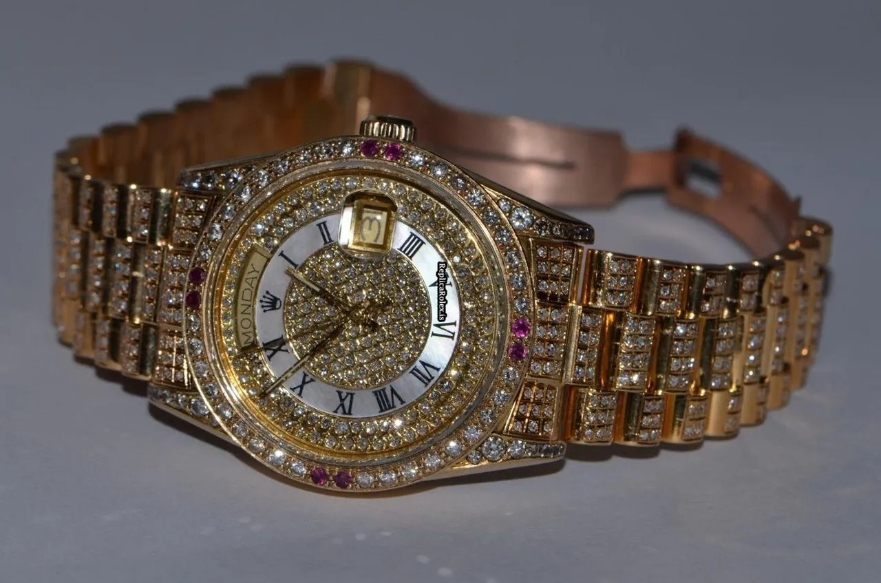 Wonderful Replica Rolex Day-date Self Winding Automatic 36mm Yellow Gold Case Mens/unisex Watch - Image 4