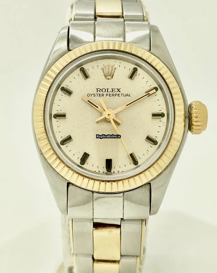 Affordable Fake Rolex Oyster Perpetual 26 6718 Caliber 2030 Automatic Movement 24mm Gold/steel Case Womens Watch