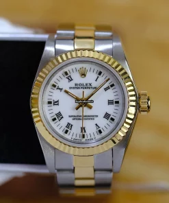 High Quality Fake Rolex Oyster Perpetual 67193 Caliber 2130 Automatic Movement 24x26mm Gold/steel Case Womens Watch
