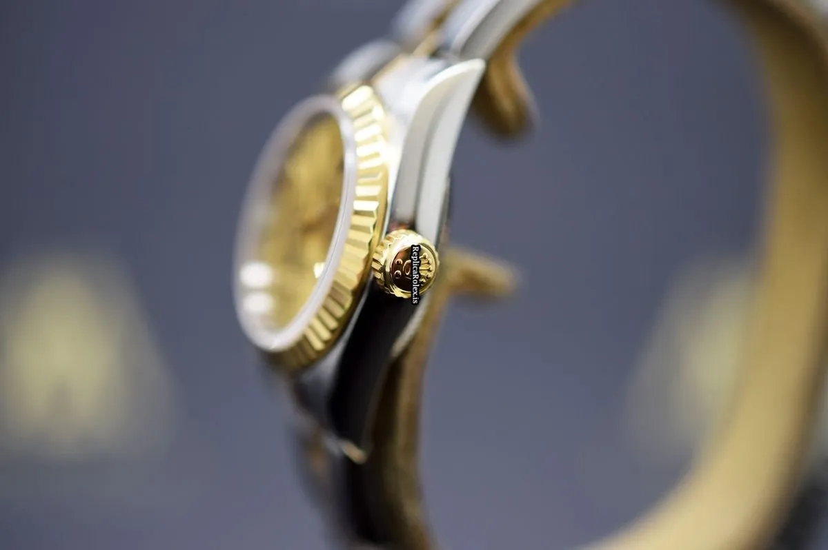 Terrific Replica Rolex Oyster Perpetual 76193 Caliber 2230-31 Automatic Movement 26mm Gold/steel Case Womens Watch - Image 7