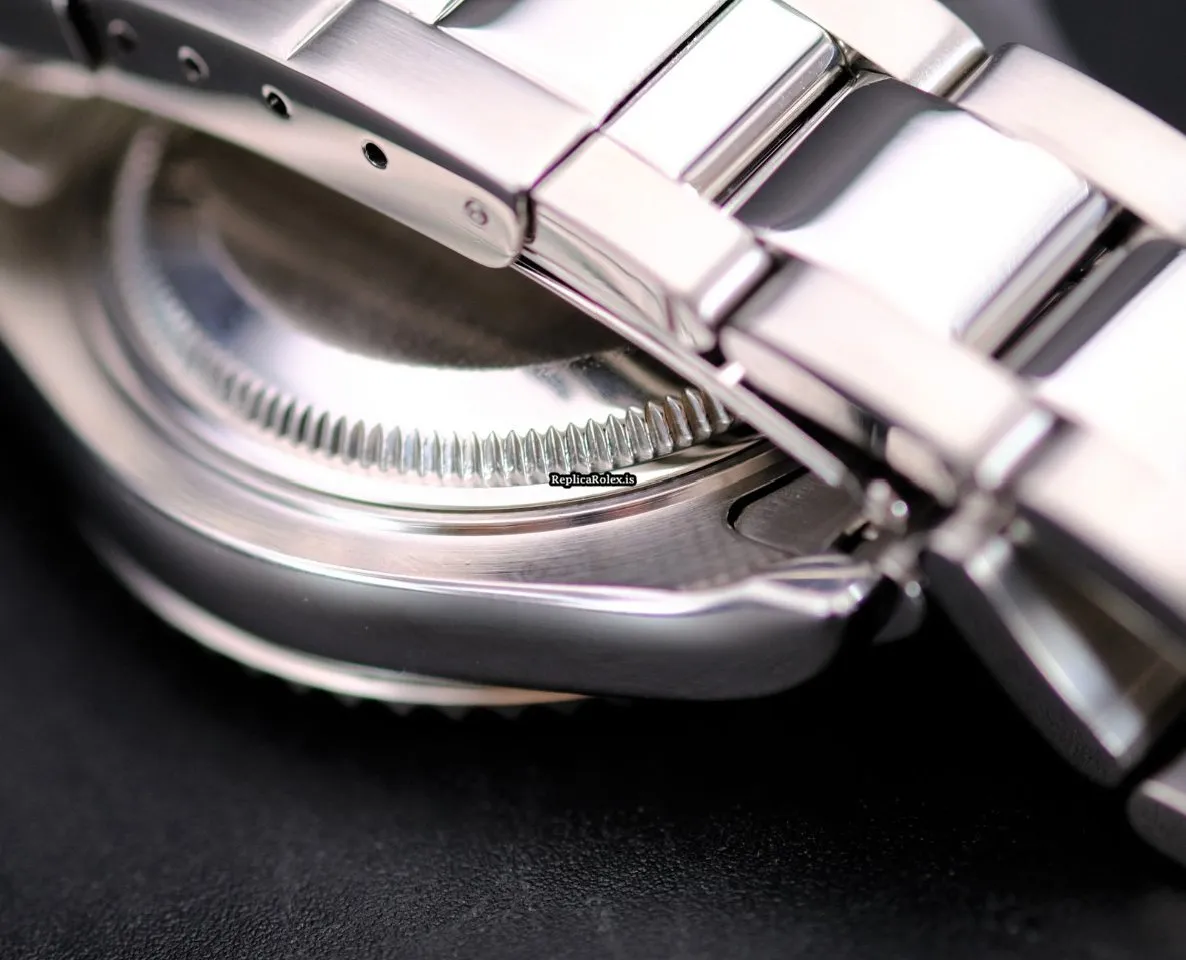 Wonderful Fake Rolex Yacht-master 168622 Caliber 2235 Automatic Movement 35mm Steel Case Mens/unisex Watch - Image 8