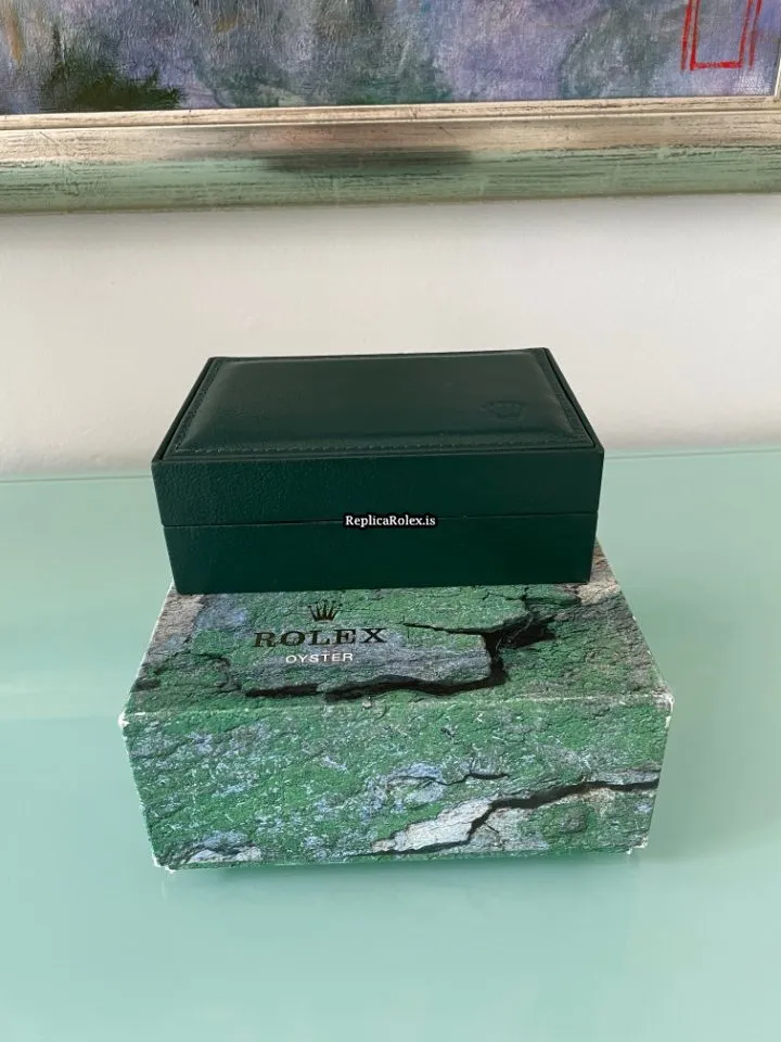 Affordable Replica Rolex Sea-dweller 4000 16600 Caliber 3135 Automatic Movement 40mm Steel Case Mens/unisex Watch - Image 6