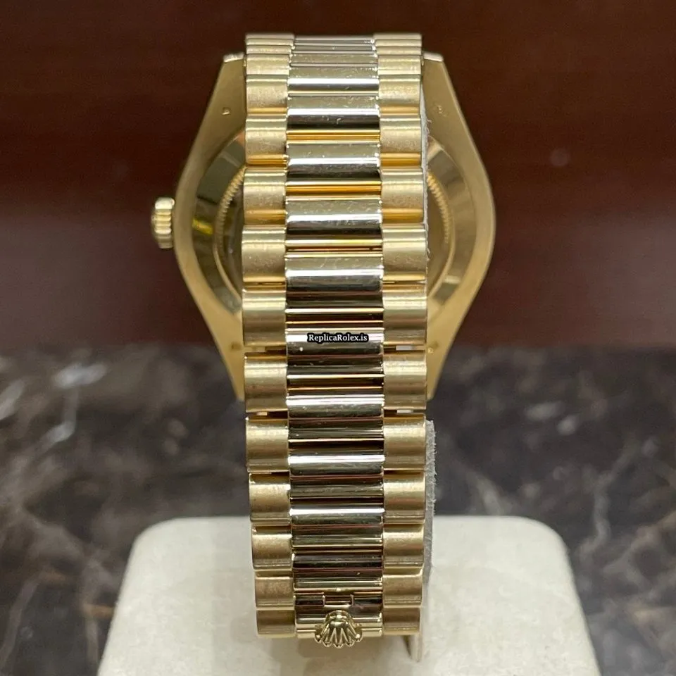 Appealing Replica Rolex Day-date II 218238 Caliber 3156 Automatic Movement 41mm Yellow Gold Case Mens/unisex Watch - Image 4