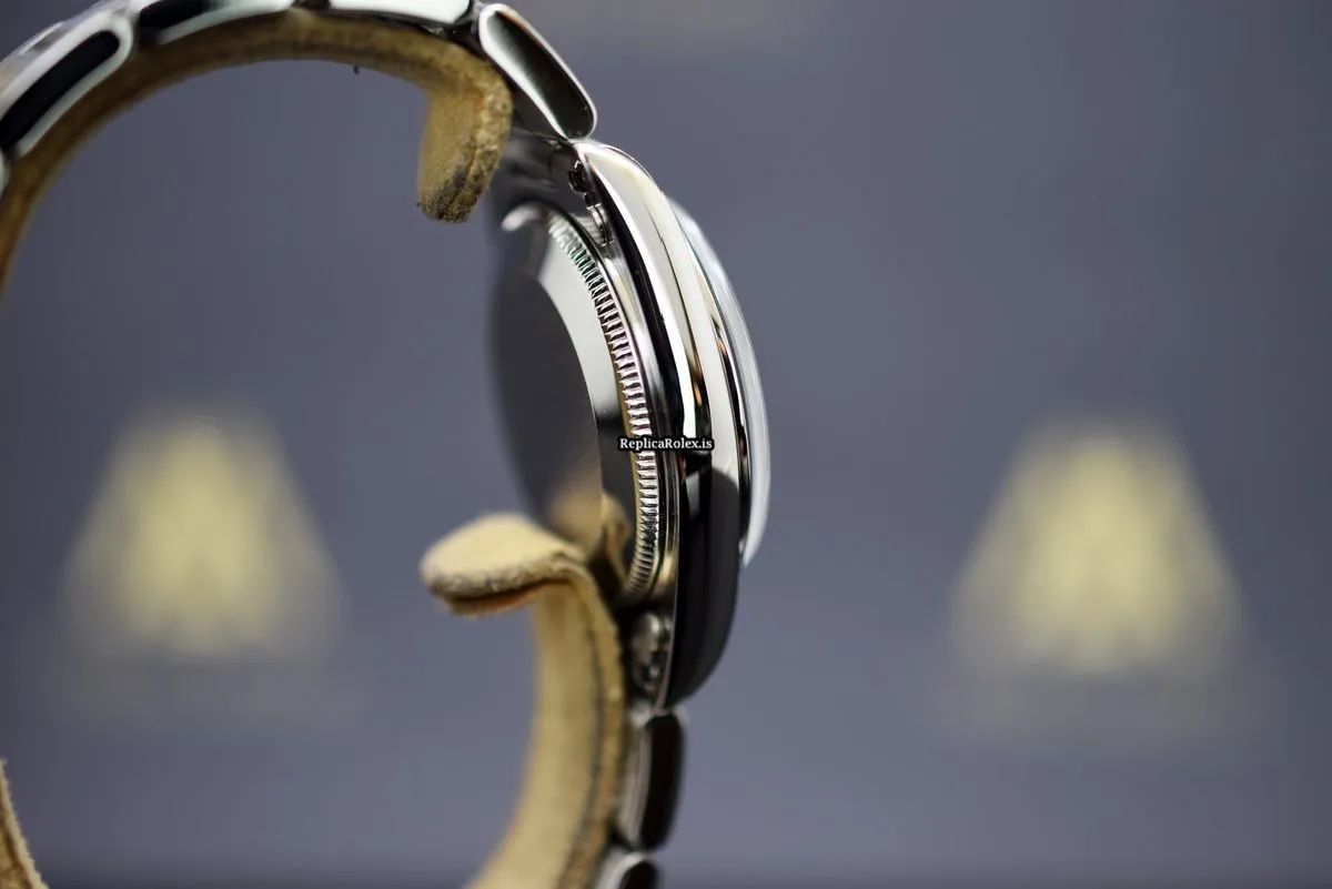 Defect Copy Rolex Oyster Perpetual 31 77080 Caliber 2230-31 Automatic Movement 31mm Steel Case Watch - Image 9