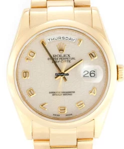 Top Replica Rolex Day-date 36 118208 Automatic Movement 36mm Yellow Gold Case Mens/unisex Watch