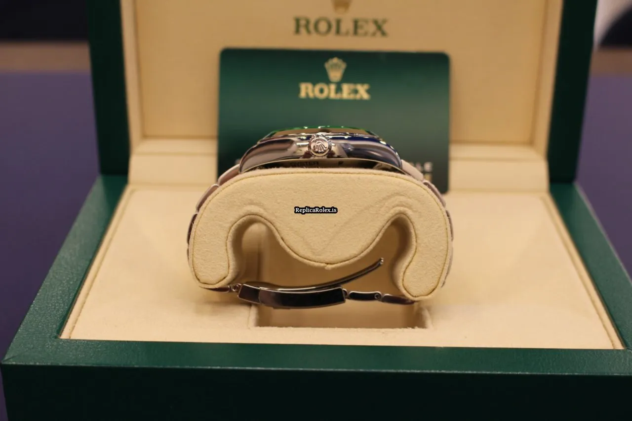 Distinctive Replica Rolex Milgauss 116400gv Caliber 3131 Automatic Movement 40mm Steel Case Mens/unisex Watch - Image 3