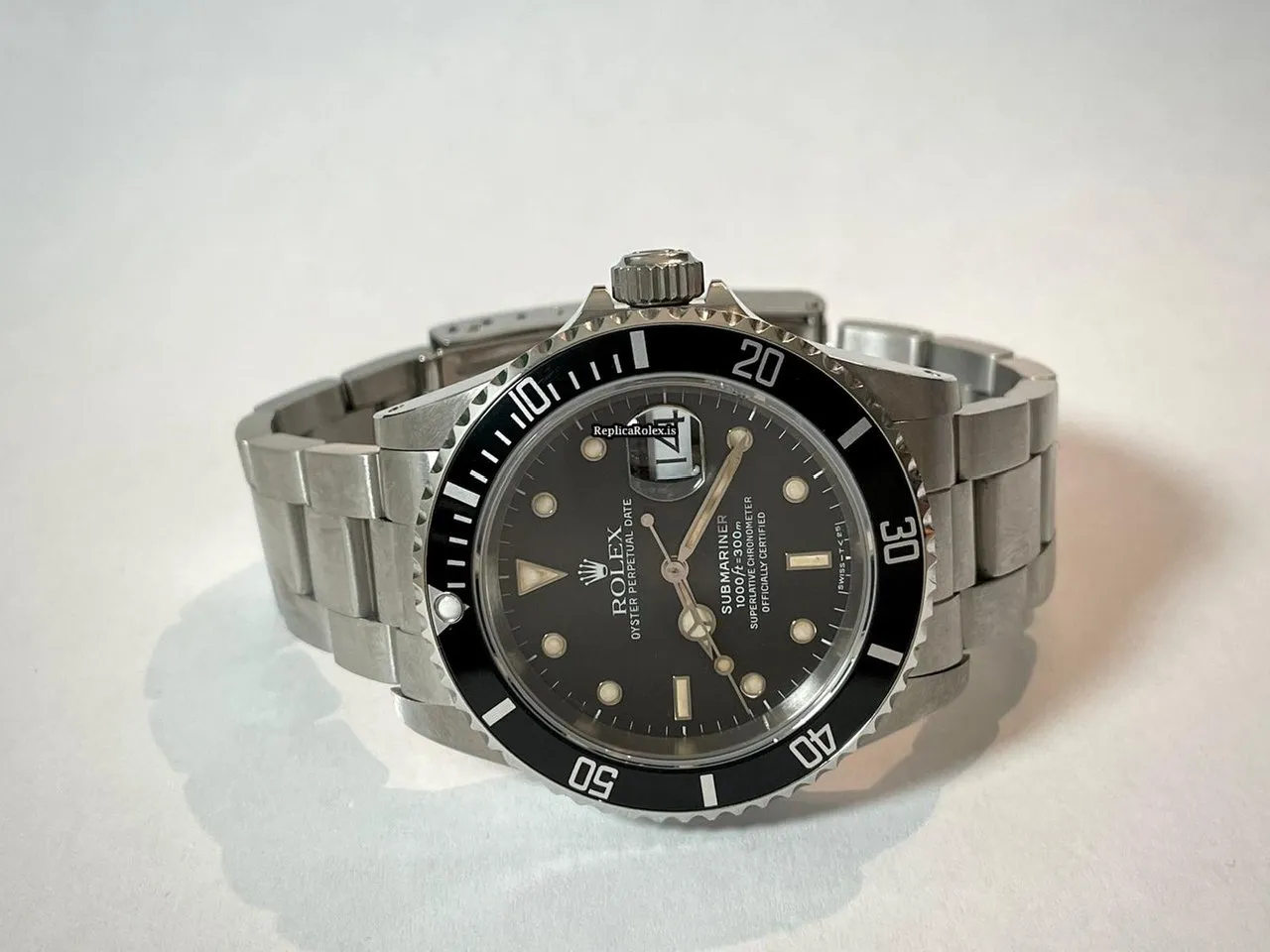Distinctive Replica Rolex Submariner Date 16610 Caliber 3135 Automatic Movement 40mm Steel Case Mens/unisex Watch - Image 8