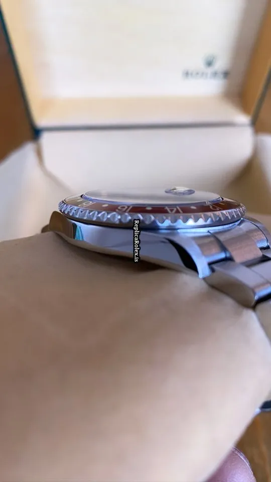 High Quality Fakes Rolex Gmt-master II 16710 Caliber 3185 Automatic Movement 40mm Steel Case Mens/unisex Watch - Image 2