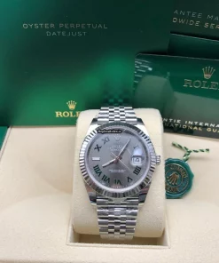 Exquisite Copy Rolex Datejust 126334 Caliber 3235 Automatic Movement 41mm Steel Case Mens/unisex Watch