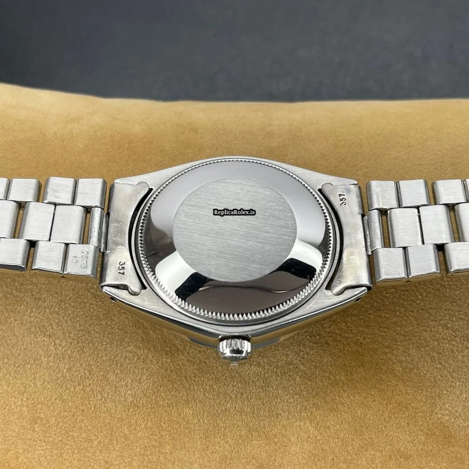 Remarkable Fake Rolex Oyster Perpetual 34 1007 Caliber 1570 Automatic Movement 34mm Steel Case Mens/unisex Watch - Image 10