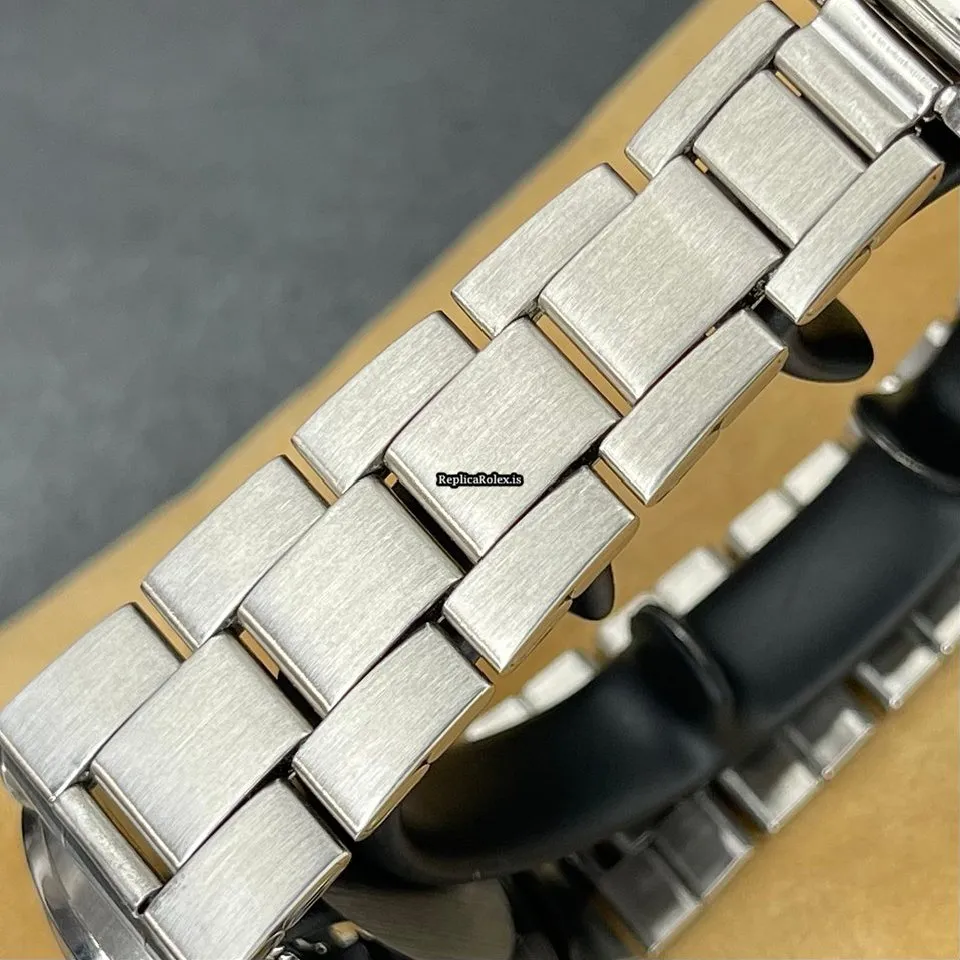 Remarkable Fake Rolex Oyster Perpetual 34 1007 Caliber 1570 Automatic Movement 34mm Steel Case Mens/unisex Watch - Image 8