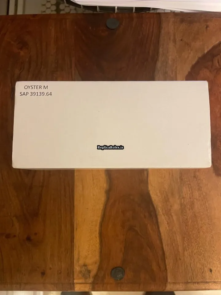 Design Copy Rolex Gmt-master II 126710blro Caliber 3285 Automatic Movement 40mm Steel Case Mens/unisex Watch - Image 6