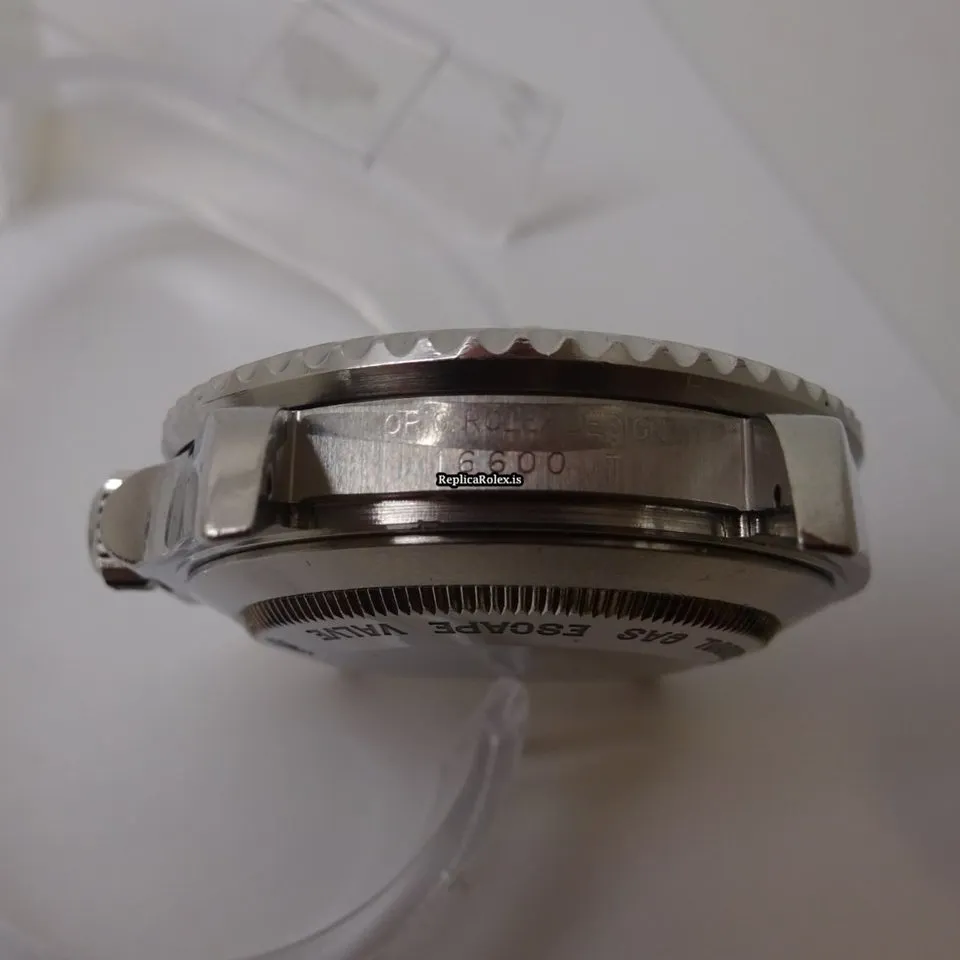 Well Made Replica Rolex Sea-dweller 16600 Caliber 3135 Automatic Movement 40mm Steel Case Mens/unisex Watch - Image 15