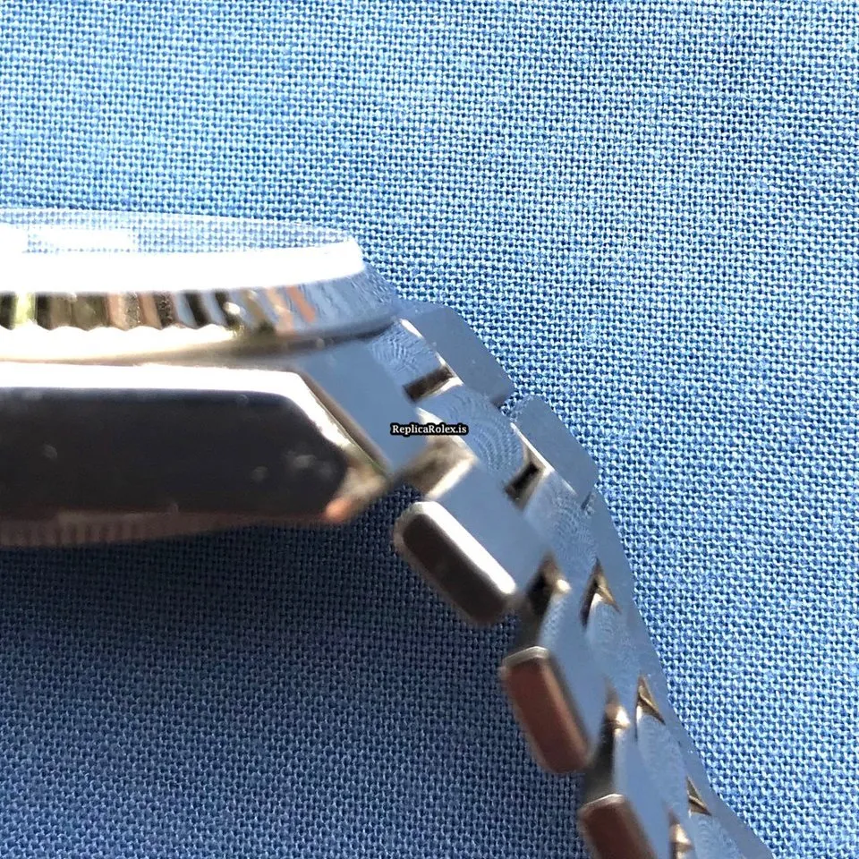 Design Fake Rolex Day-date Oysterquartz 19019 Caliber 5055 Quartz Movement 36mm White Gold Case Mens/unisex Watch - Image 12