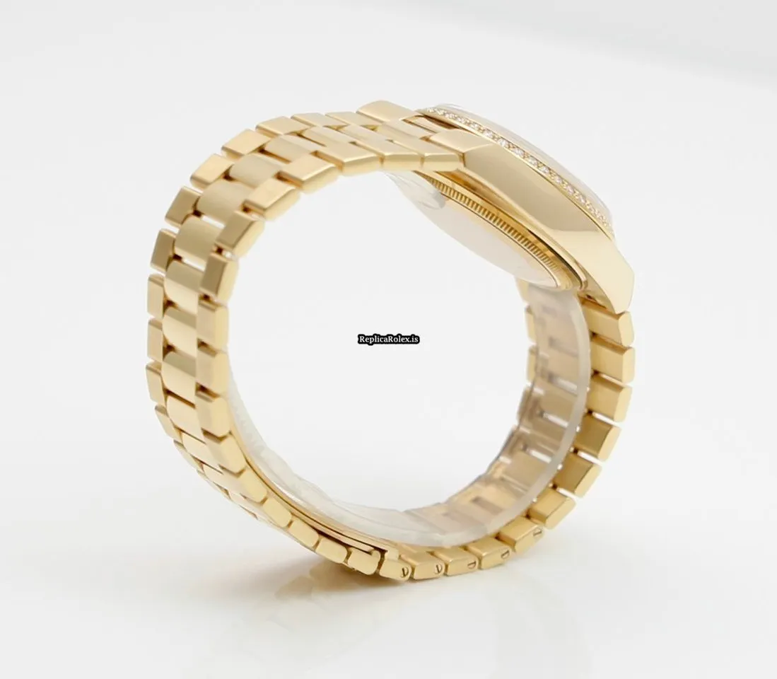 Lovely Replica Rolex Day-date Oysterquartz 19048 Caliber 5055 Quartz Movement 36mm Yellow Gold Case Mens/unisex Watch - Image 14