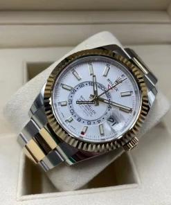1:1 Replica Rolex Sky-dweller 326933 Caliber 9001 Automatic Movement 42mm Gold/steel Case Mens/unisex Watch