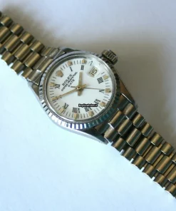 High-end Replicas Rolex Oyster Perpetual Lady Date 6517 Caliber 1161 Automatic Movement 26mm White Gold Case Womens Watch